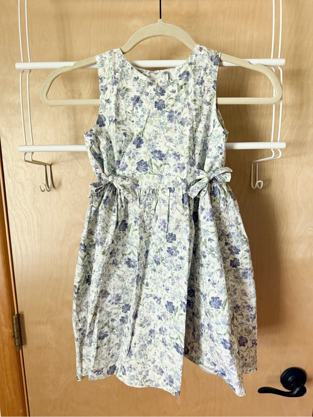 Vintage Laura Ashley Girls Sleeveless Floral Tie Dress, sz 5 yrs